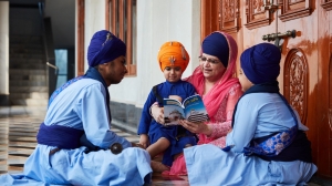 Significance of Sikhism Religious Books in Modern Society